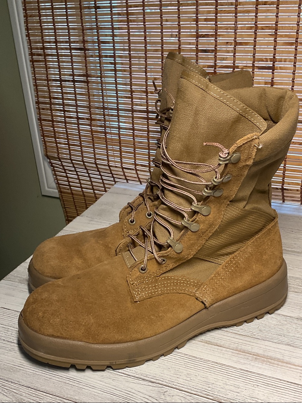 Belleville Army Hot Weather Combat Boots coyote brown desert tan suede leather